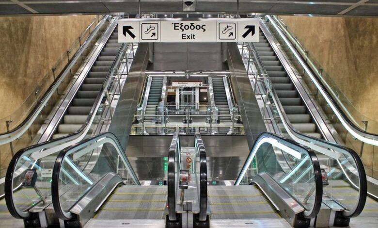 innovative web hub 697696024